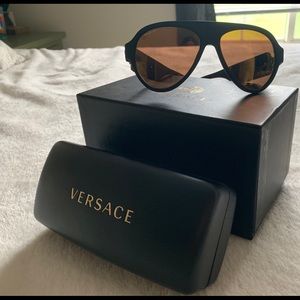 Barley used AUTHENTIC Versace men’s sunglasses